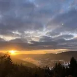 Le Cozy De Bouvacote Avec Vue Panoramique Et Sauna דירה לה טולי