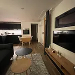 Le Cozy De Bouvacote Avec Vue Panoramique Et Sauna דירה *