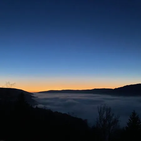 Le Cosy De Bouvacote Avec Vue Panoramique Et Sauna Apartman