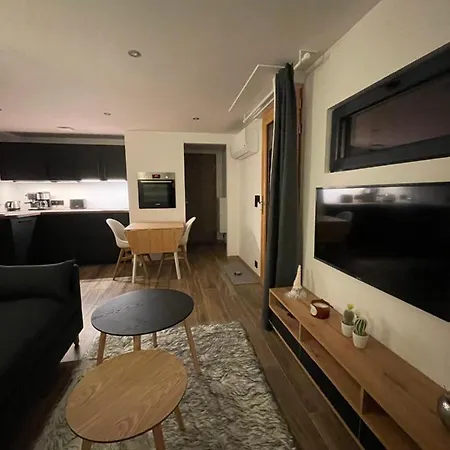 Le Cozy De Bouvacote Avec Vue Panoramique Et Sauna Apartamento *