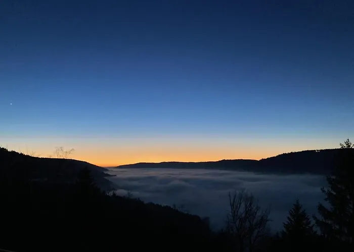 Le Cozy De Bouvacote Avec Vue Panoramique Et Sauna 아파트