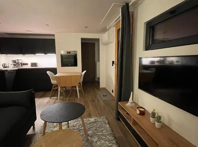 Le Cozy De Bouvacote Avec Vue Panoramique Et Sauna 公寓 *